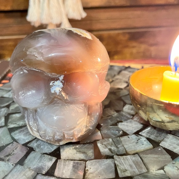 Agate Skull